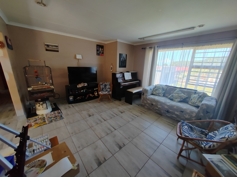 3 Bedroom Property for Sale in Seaview Eastern Cape